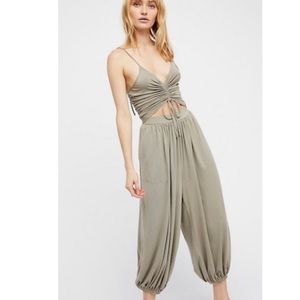 NWT Free People Weekend chill out jumper